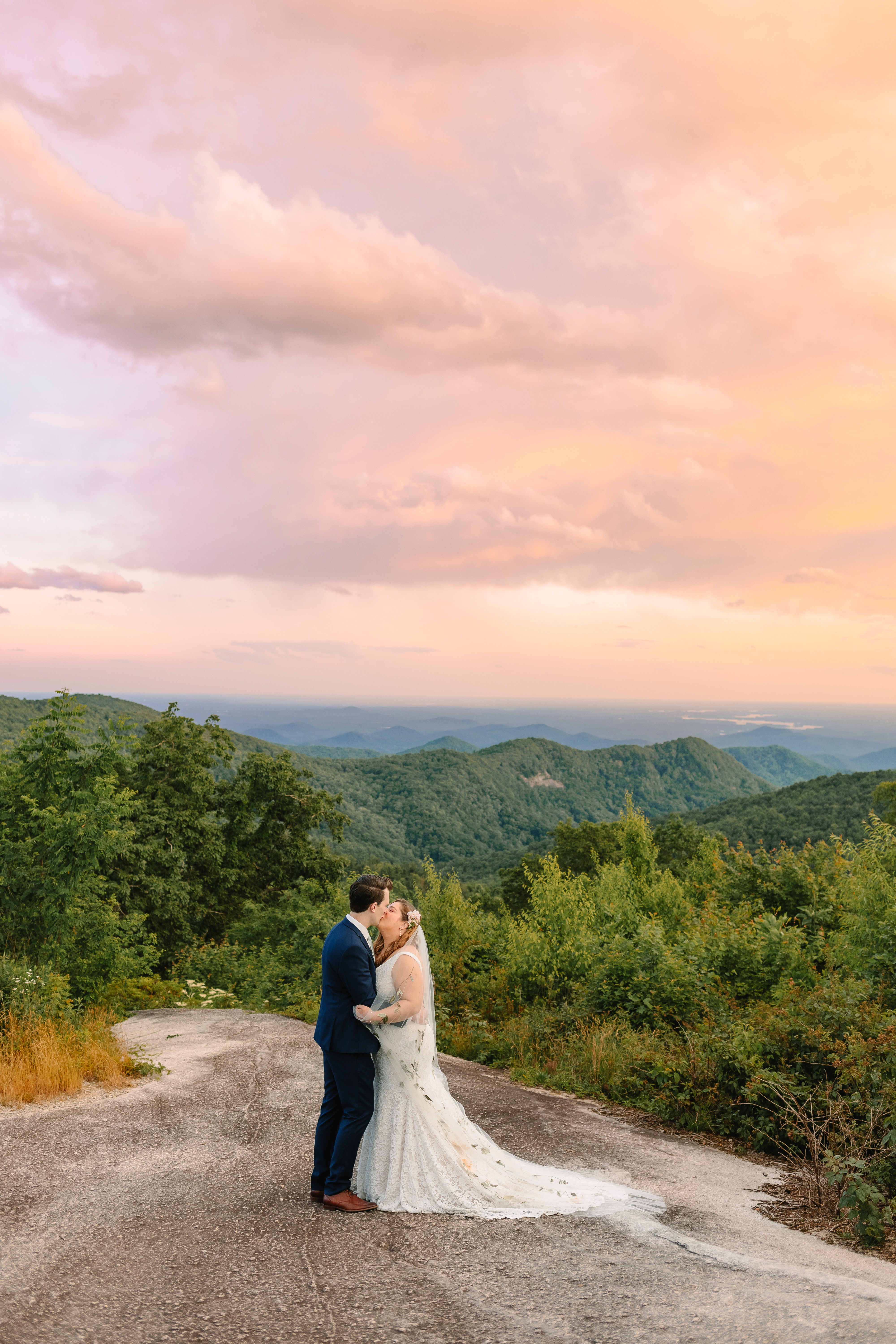 GreenvilleSCMountainWeddingPhotos-086