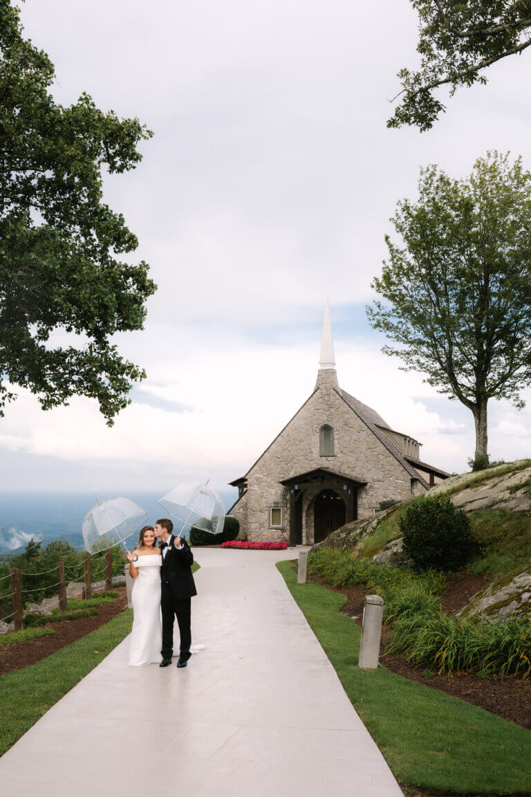 Cliffs at Glassy Chapel wedding