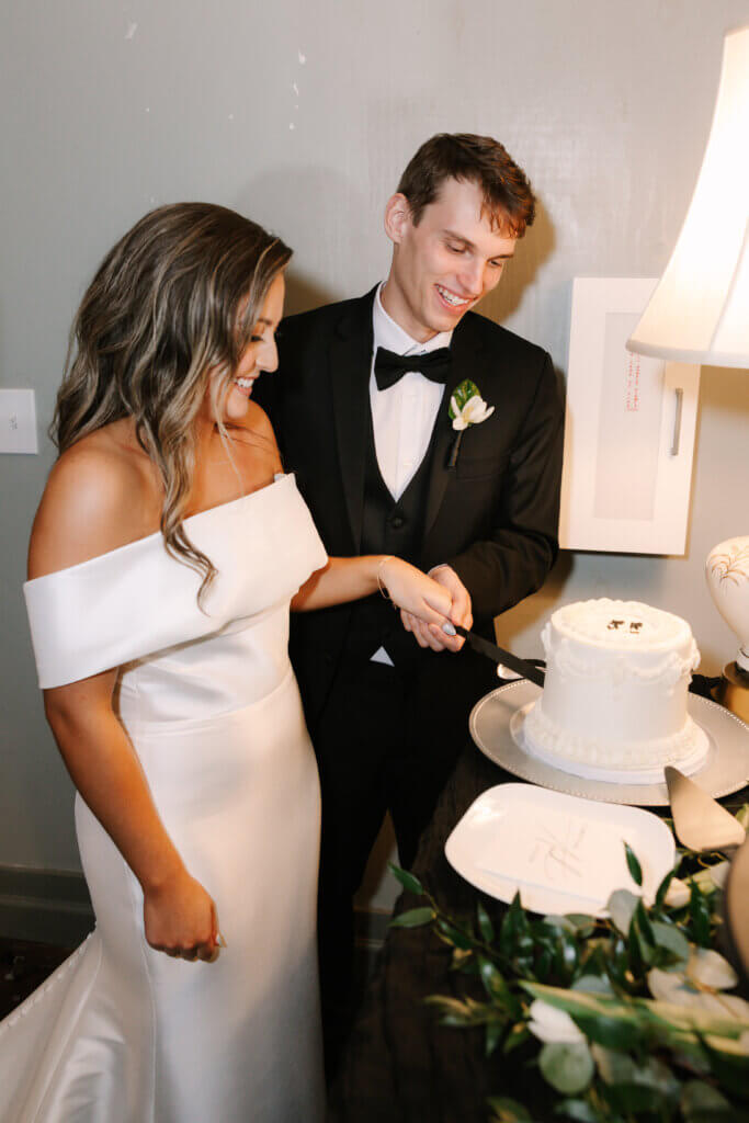 Glassy Chapel Wedding_Carly Adalyn Photography-521